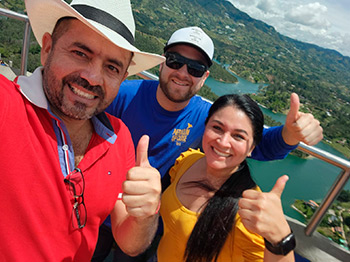 Guided tour Guatapé - El Peñol Tour guiado Guatapé - El Peñol