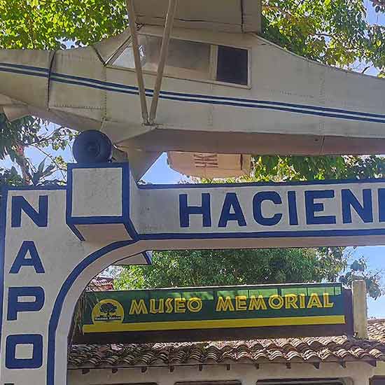 Hacienda Nápoles Tour from Medellín