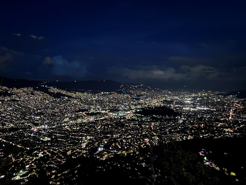 Tour Mirador El Picacho Medellín / El Picacho Medellín Viewpoint Tour